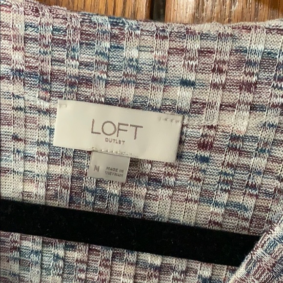 Loft Top - Picture 2 of 4